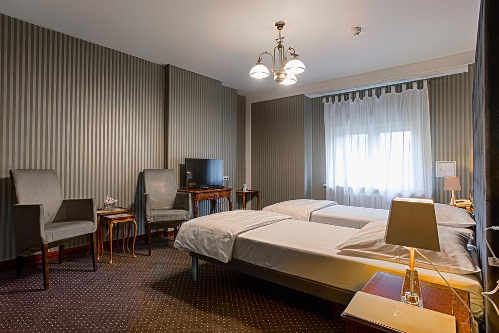 Matejki 8 Aparthotel Szczecin Ngoại thất bức ảnh